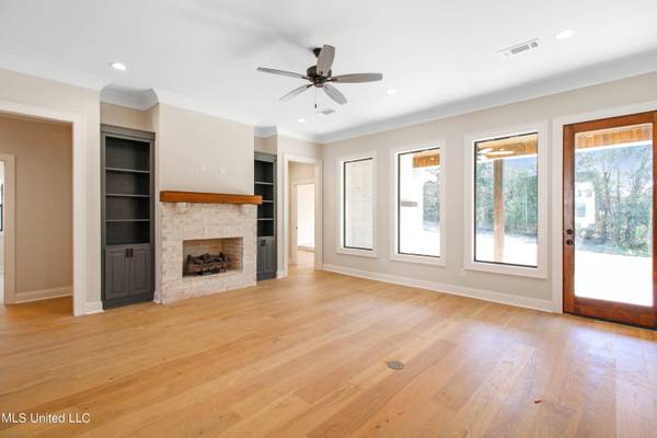 111 Biltmore Cove, Flowood, MS 39232