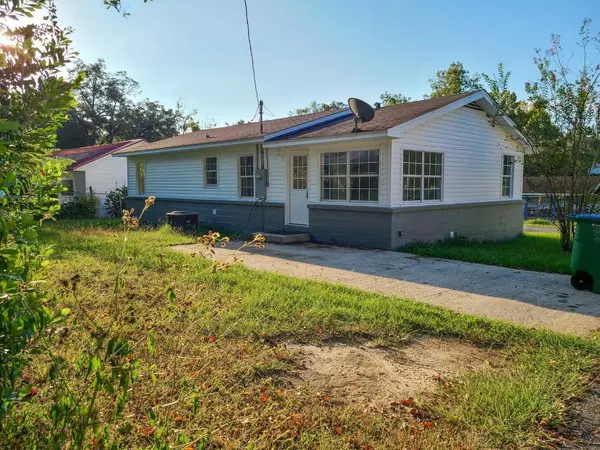 1012 Brumby Street, Quincy, FL 32351