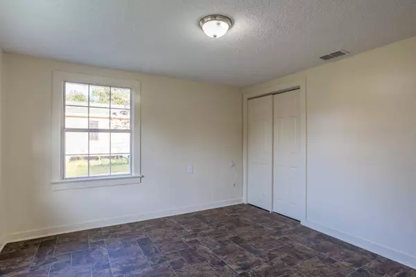 1012 Brumby Street, Quincy, FL 32351