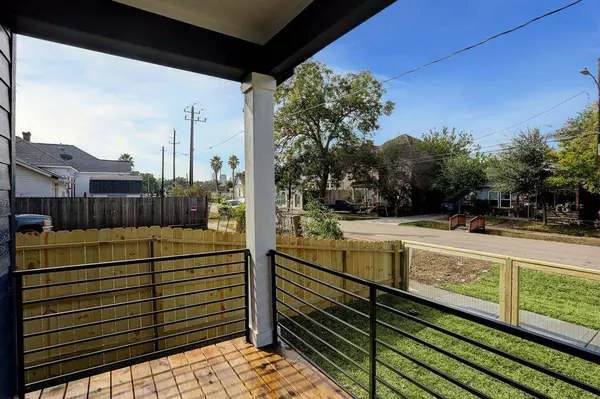 2312 Terry ST, Houston, TX 77009