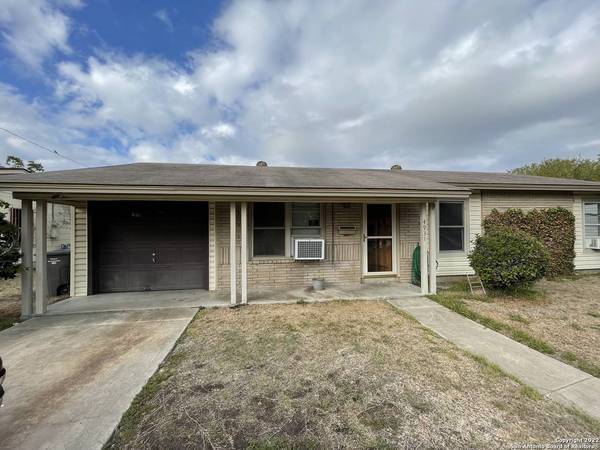 4931 BAYHEAD DR, San Antonio, TX 78220-4833
