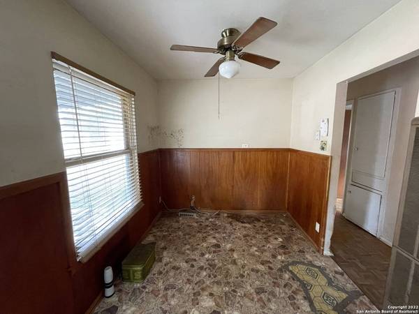 4931 BAYHEAD DR, San Antonio, TX 78220-4833