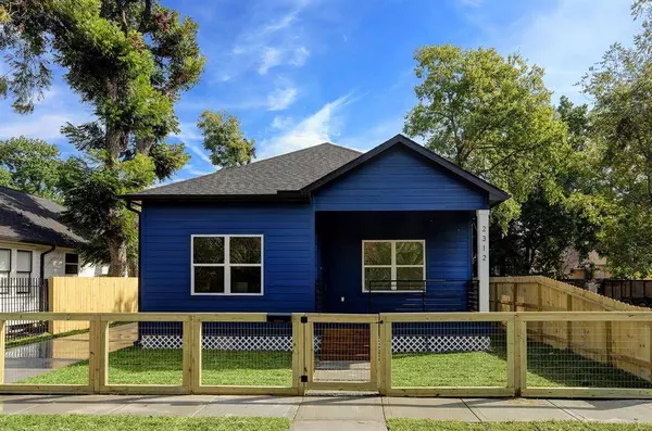 2312 Terry ST, Houston, TX 77009