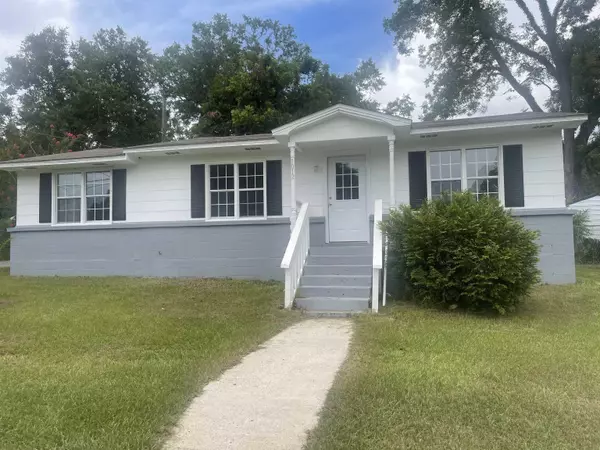 1012 Brumby Street, Quincy, FL 32351