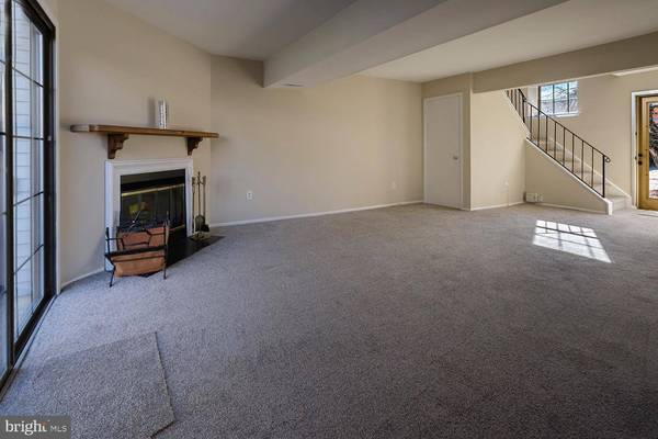 27 KANABE DR, Westampton, NJ 08060