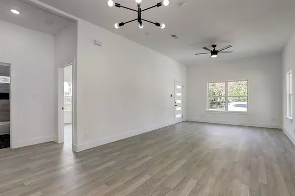 2312 Terry ST, Houston, TX 77009