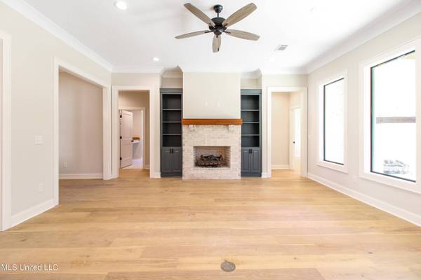 111 Biltmore Cove, Flowood, MS 39232