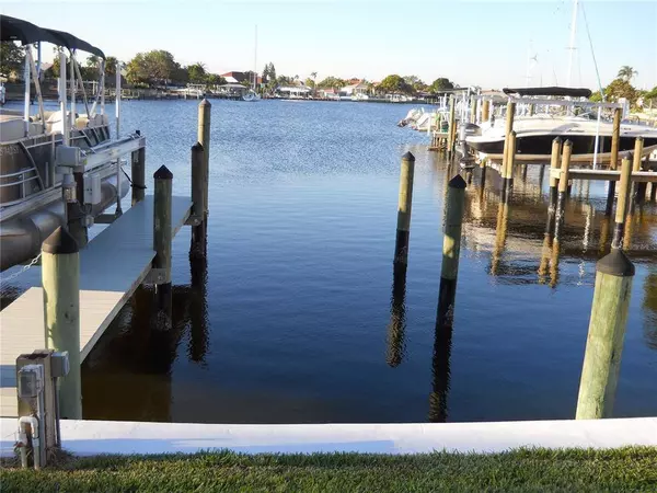 960 APOLLO BEACH BLVD #101, Apollo Beach, FL 33572