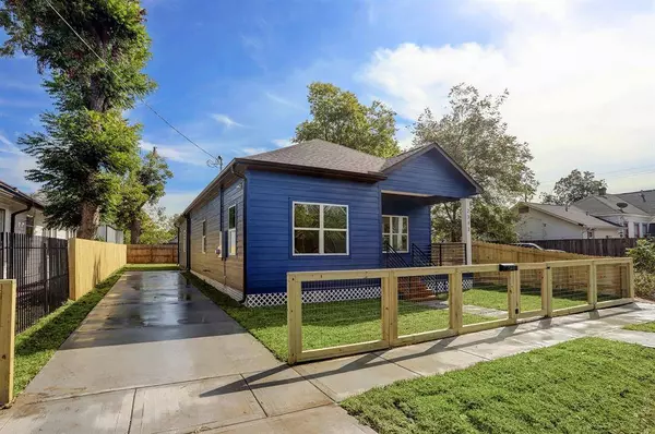 2312 Terry ST, Houston, TX 77009