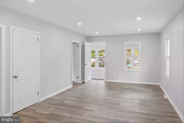 1663 ERIAL RD, Blackwood, NJ 08012