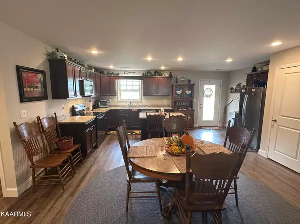 835 Brooklyn Springs CT, Sevierville, TN 37862