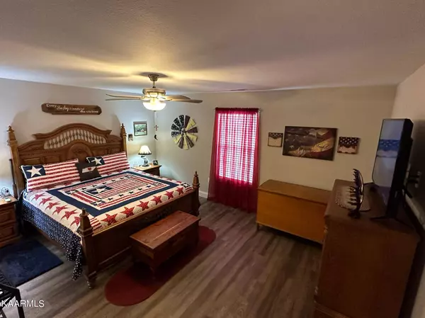 835 Brooklyn Springs CT, Sevierville, TN 37862