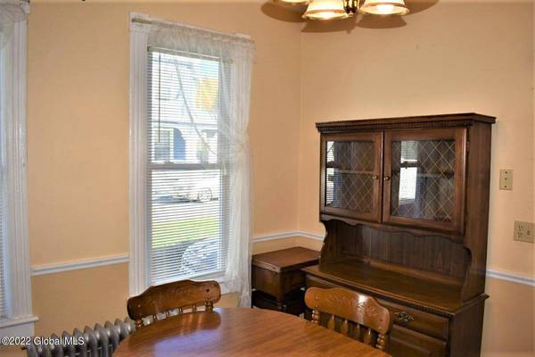 17 Eagle Street Street, Amsterdam, NY 12010