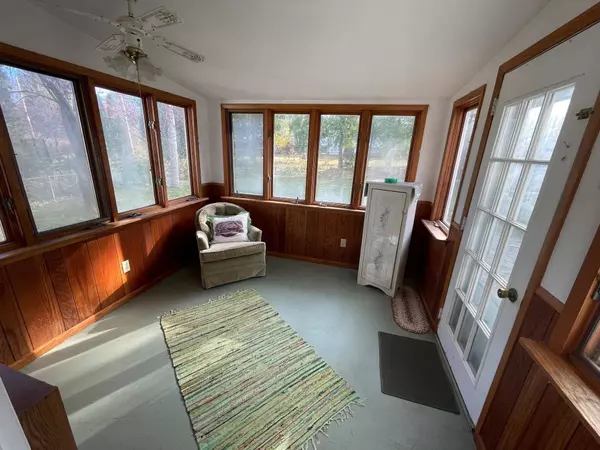 1409 Arrowood Dr, Madison, WI 53704