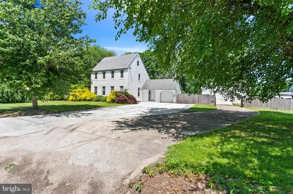 2033 LAMBERT AVE, Atco, NJ 08004