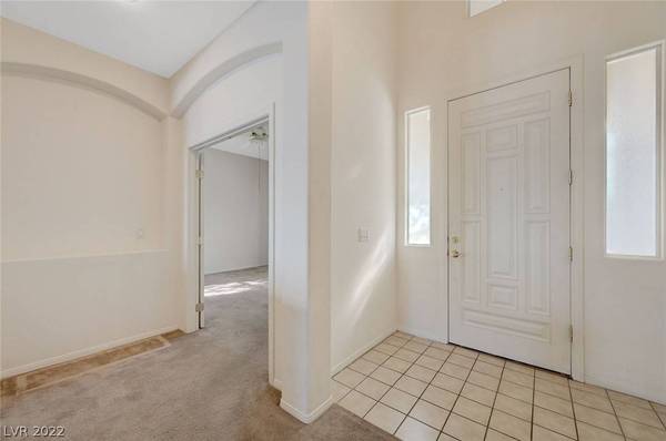 8144 Maddingley Avenue, Las Vegas, NV 89117