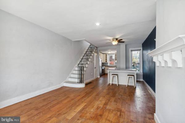 1723 S TAYLOR ST, Philadelphia, PA 19145