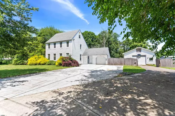 2033 Lambert Ave, Atco, NJ 08004