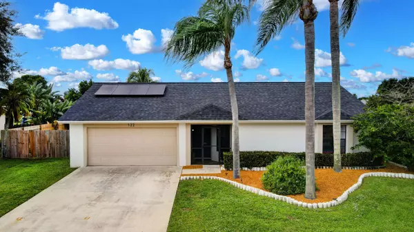 122 Parkwood DR, Royal Palm Beach, FL 33411