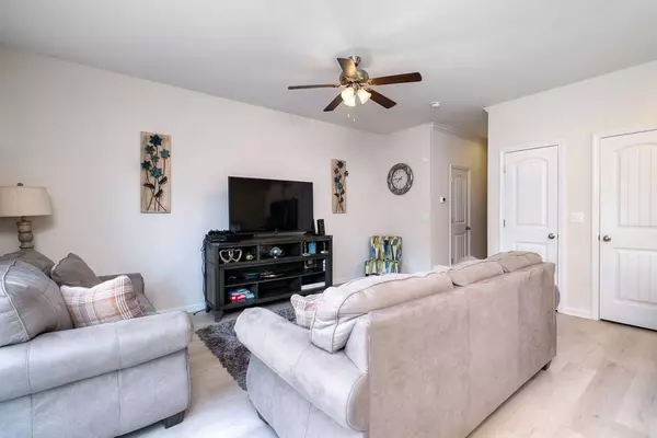 2945 Old Field, Sumter, SC 29150