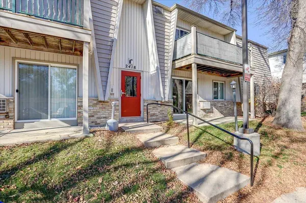 2418 Independence Ln #203