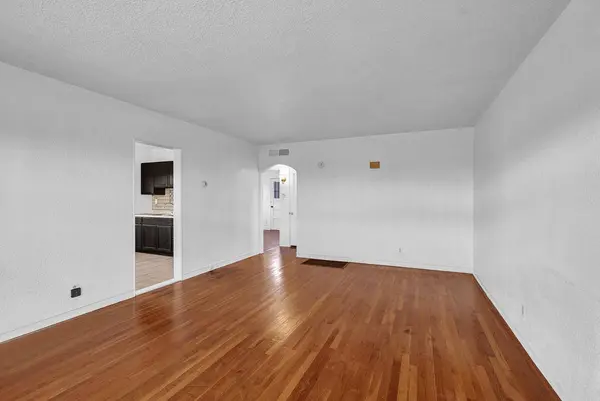 4025 SACRAMENTO Avenue, El Paso, TX 79930