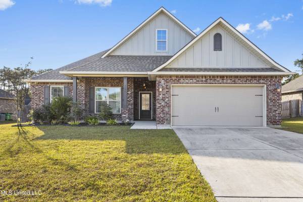 7492 Saints Circle, Ocean Springs, MS 39564