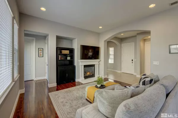 7669 Stone Bluff Way, Reno, NV 89523-6834