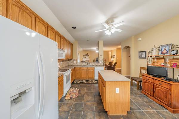 4609 Wolf Ridge Way, Fort Worth, TX 76244