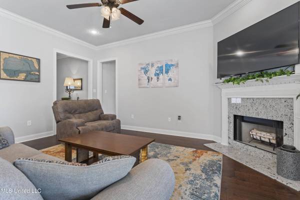 7492 Saints Circle, Ocean Springs, MS 39564