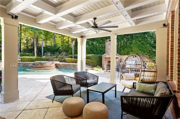 2205 Lake Shore LNDG, Alpharetta, GA 30005