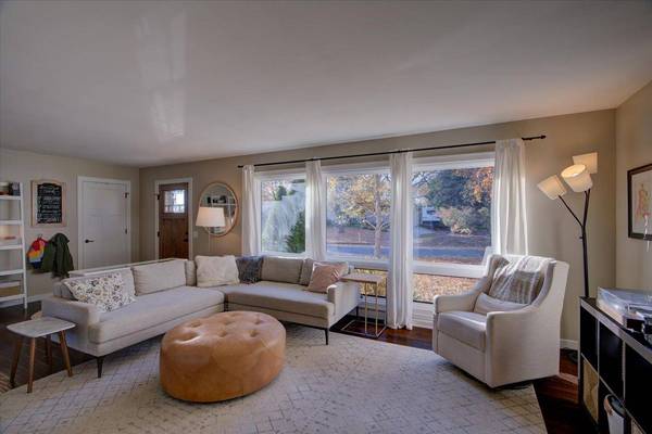 4330 Waite Cir, Madison, WI 53711