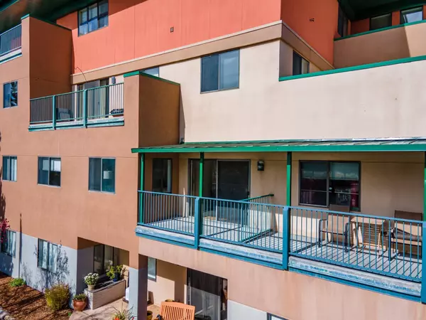 1001 Oppenheimer DR #211, Los Alamos, NM 87544