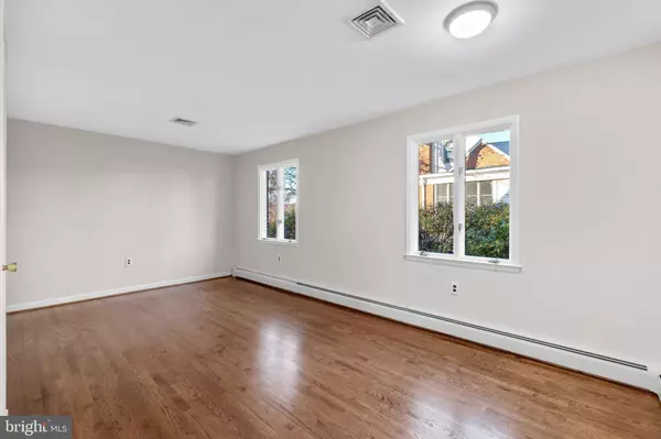 8105 RIDER AVE, Towson, MD 21204