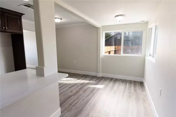 501 W Latham AVE, Hemet, CA 92543