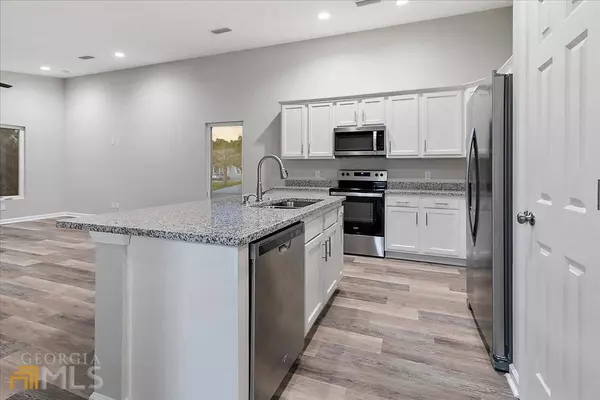 95 Dolphin DR, Saint Marys, GA 31558