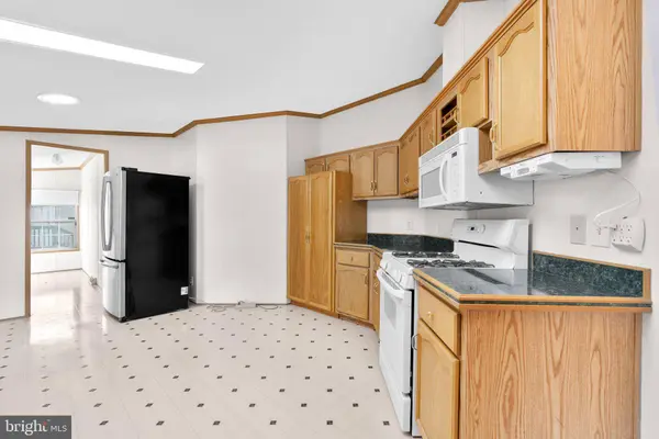 8318 BARKWOOD CT, Jessup, MD 20794