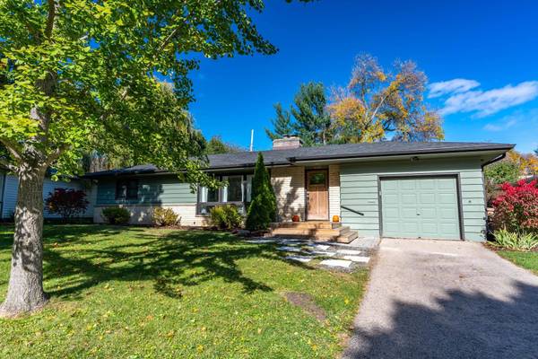 4330 Waite Cir, Madison, WI 53711