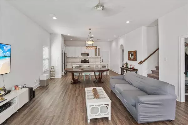 6662 Crestridge ST, Houston, TX 77033