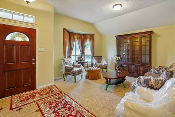 6706 Dockens Forest LN, Houston, TX 77049