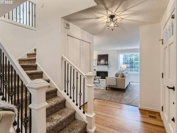 12300 SW DAVIES RD, Beaverton, OR 97008