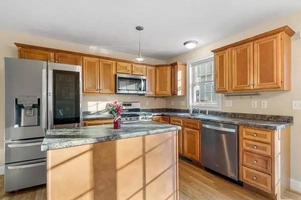 118 Smith St #118, Lowell, MA 01851