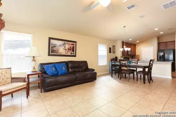 3006 THUNDER GULCH, San Antonio, TX 78245-3387