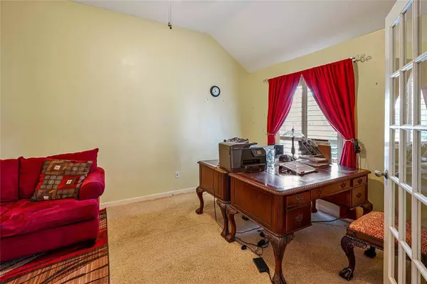 6706 Dockens Forest LN, Houston, TX 77049