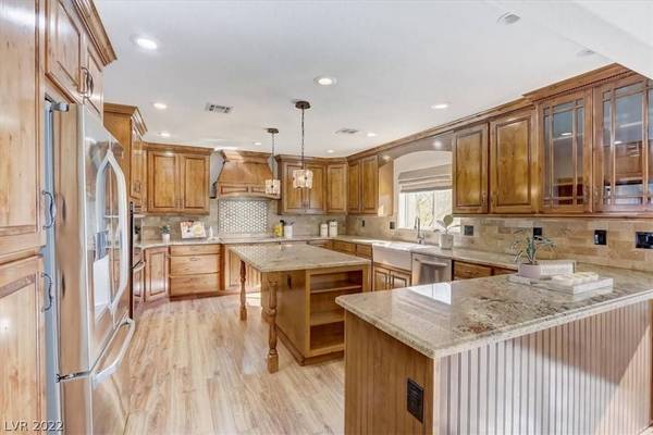 4280 W Pebble Road, Las Vegas, NV 89139