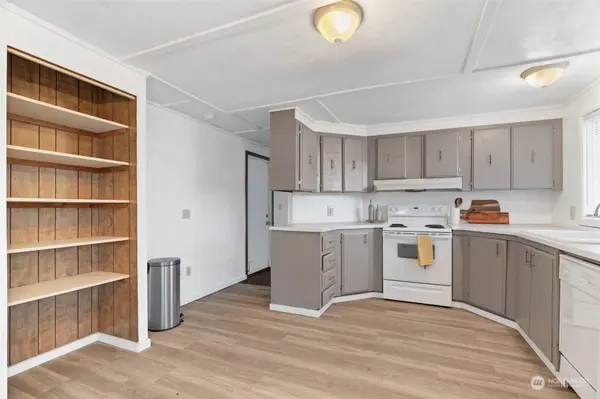 734 NE Edgewood AVE, Ocean Shores, WA 98569