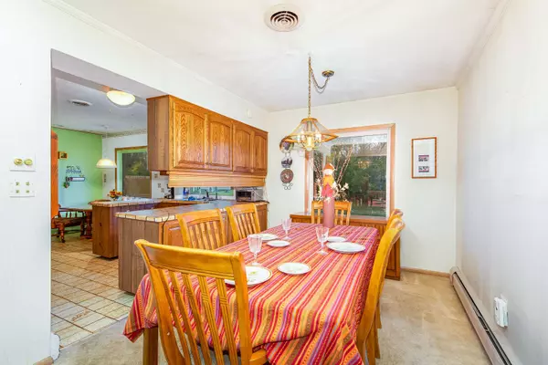 206 Viola LN, Prospect Heights, IL 60070