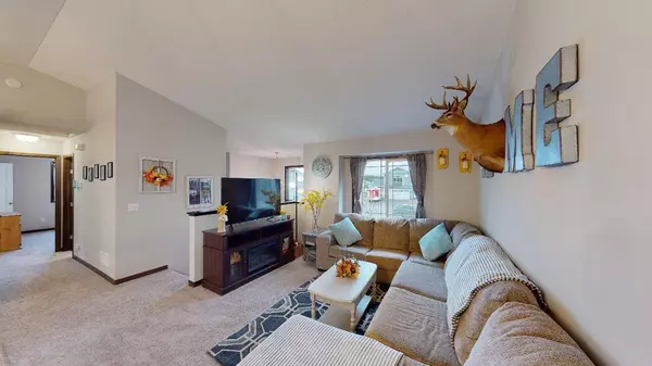 908 10th AVE NE, Rice, MN 56367