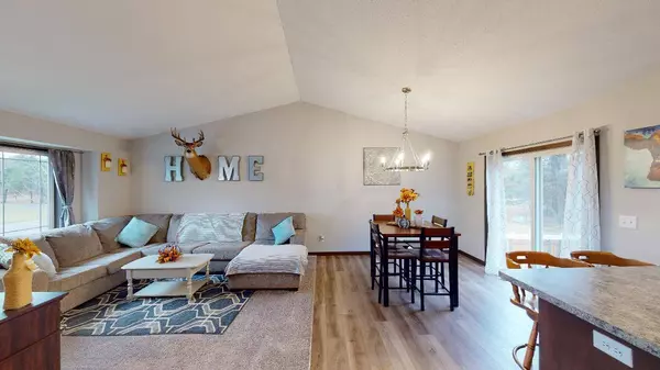 908 10th AVE NE, Rice, MN 56367