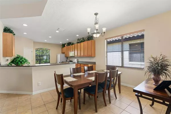 315 VILLA SORRENTO CIR, Haines City, FL 33844